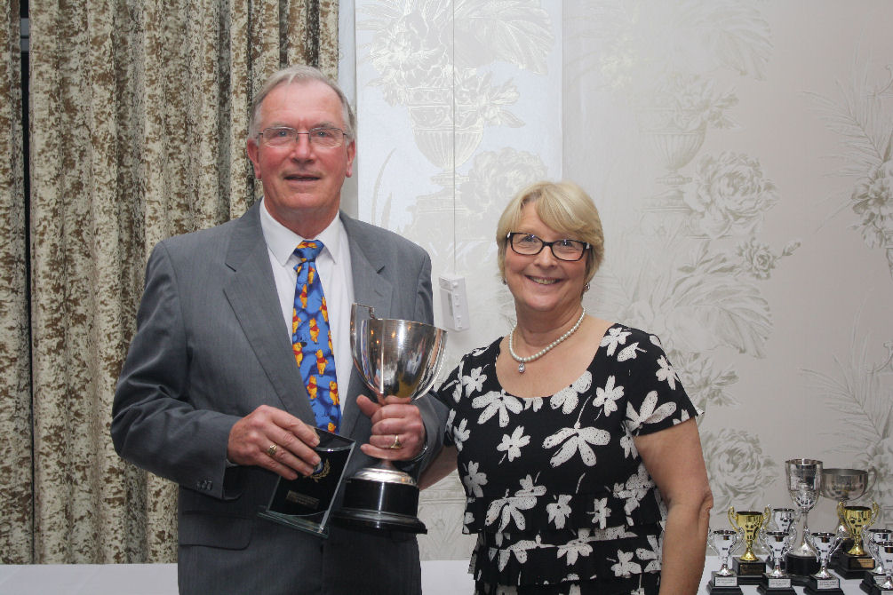 Gordon White, Winner of the Michael Wettstein Cup for Outstanding Service in Adminstration